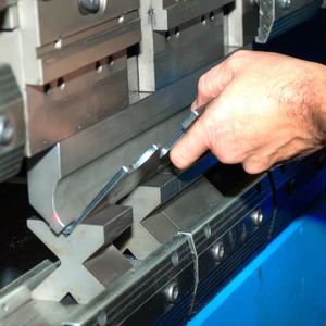 Dobras CNC